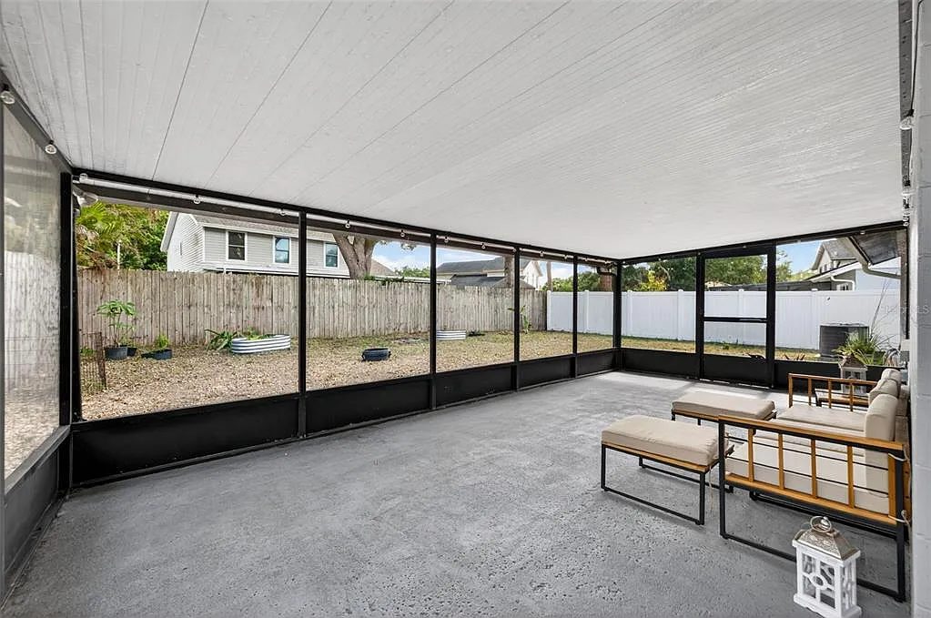 Nhà bán 3 phòng ngủ tại Tampa, FL - $460,000 - ảnh 4