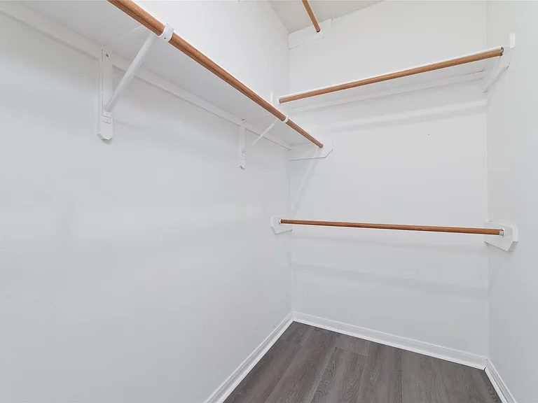 Nhà bán 4 phòng ngủ tại Houston, TX - $299,000 - ảnh 10