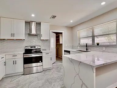 Nhà bán 4 phòng ngủ tại Houston, TX - $300,250 - ảnh 4