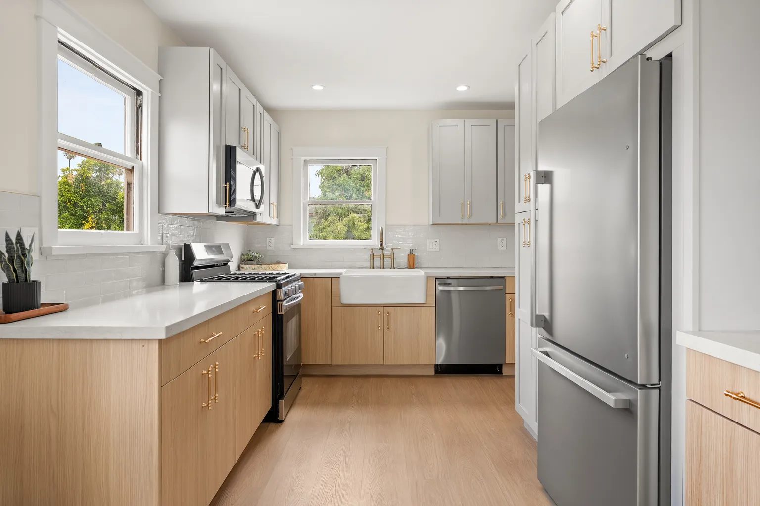 Nhà bán 2 phòng ngủ tại Los Angeles, CA - $525,000 - ảnh 2