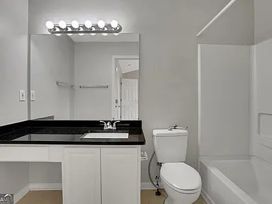 Nhà bán 2 phòng ngủ tại Alpharetta, GA - $345,000 - ảnh 7