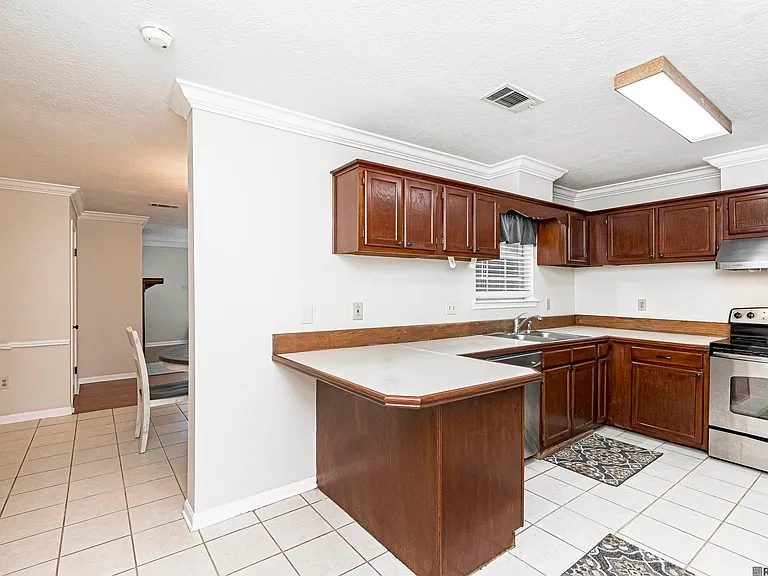 Nhà bán 3 phòng ngủ tại Baton Rouge, LA - $165,000 - ảnh 10