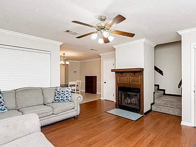Nhà bán 3 phòng ngủ tại Baton Rouge, LA - $165,000 - ảnh 3