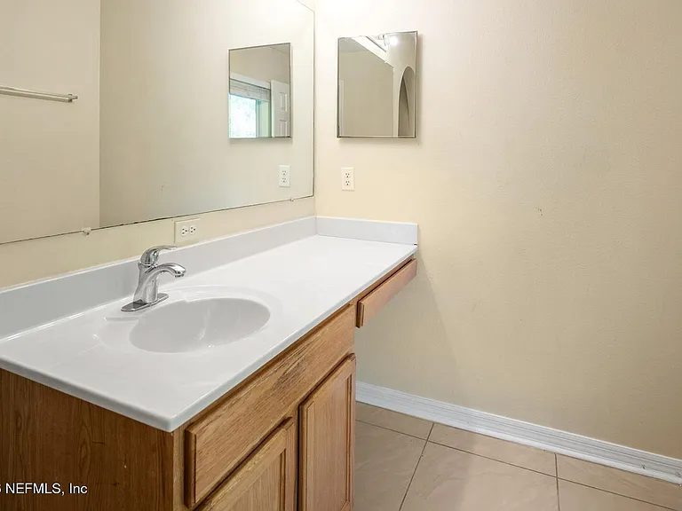 Nhà bán 4 phòng ngủ tại Jacksonville, FL - $329,000 - ảnh 6