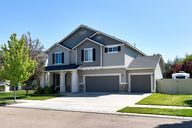 Nhà bán 4 phòng ngủ tại Meridian, ID - $565,000