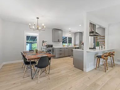 Nhà bán 5 phòng ngủ tại Millcreek, UT - $750,000 - ảnh 12
