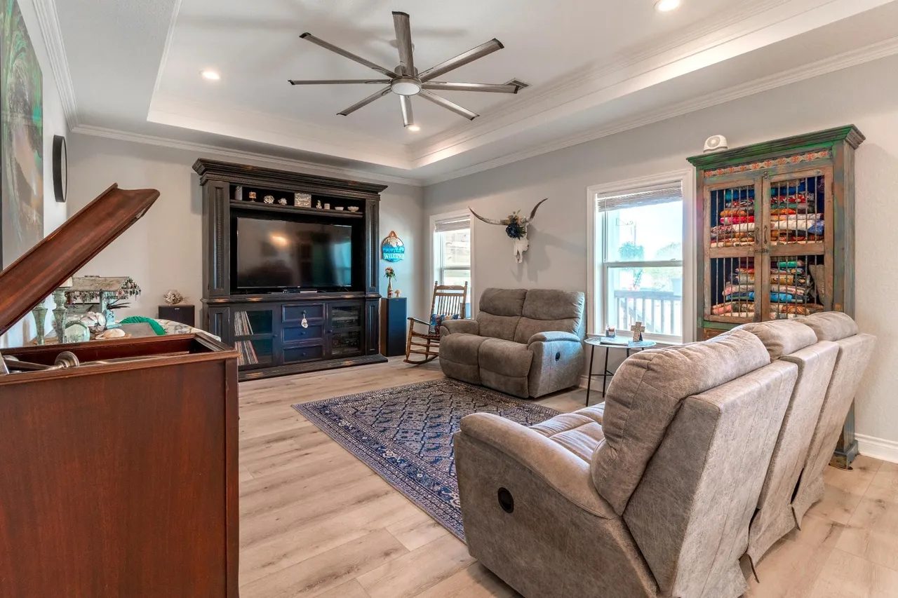 Nhà bán 3 phòng ngủ tại Galveston, TX - $474,900 - ảnh 2