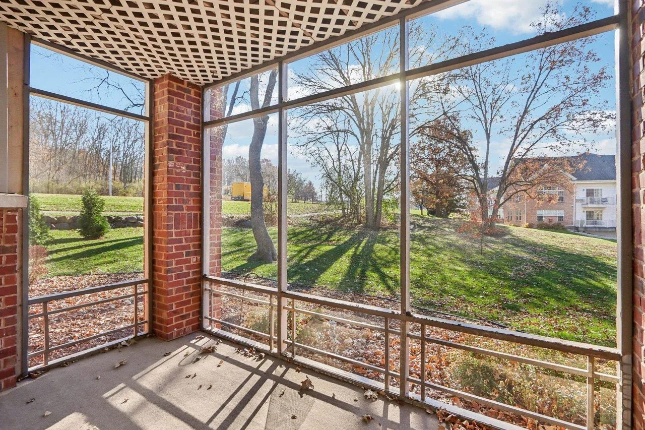 Nhà bán 2 phòng ngủ tại Fitchburg, WI - $294,000 - ảnh 10