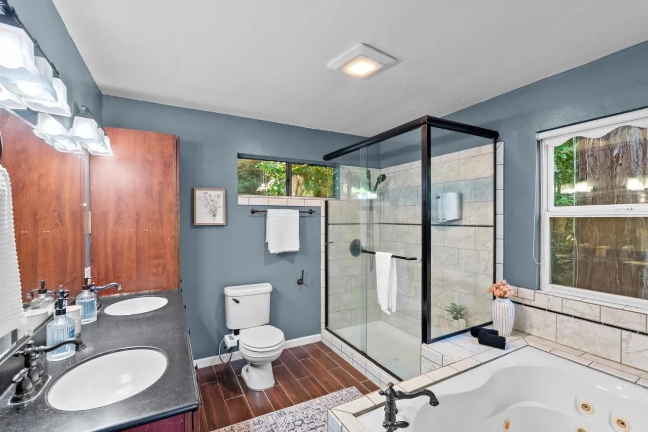 Nhà bán 3 phòng ngủ tại Brookdale, CA - $795,000 - ảnh 10