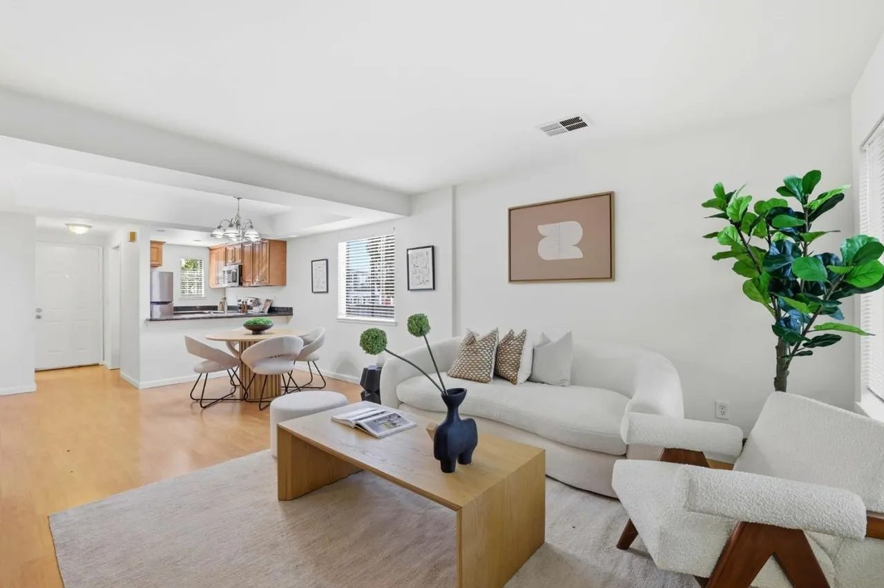Nhà bán 2 phòng ngủ tại Santa Clara, CA - $749,000