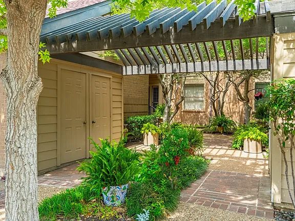 Nhà bán 2 phòng ngủ tại Dallas, TX - $325,000 - ảnh 17