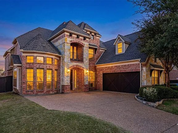 Nhà bán 4 phòng ngủ tại Allen, TX - $798,500