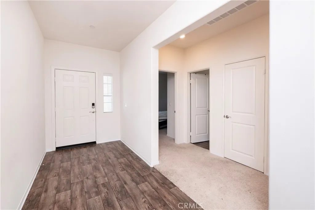 Nhà bán 3 phòng ngủ tại Victorville, CA - $394,900 - ảnh 7