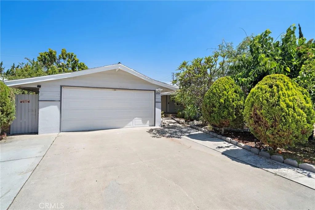 Nhà bán 4 phòng ngủ tại Garden Grove, CA - $1,069,000