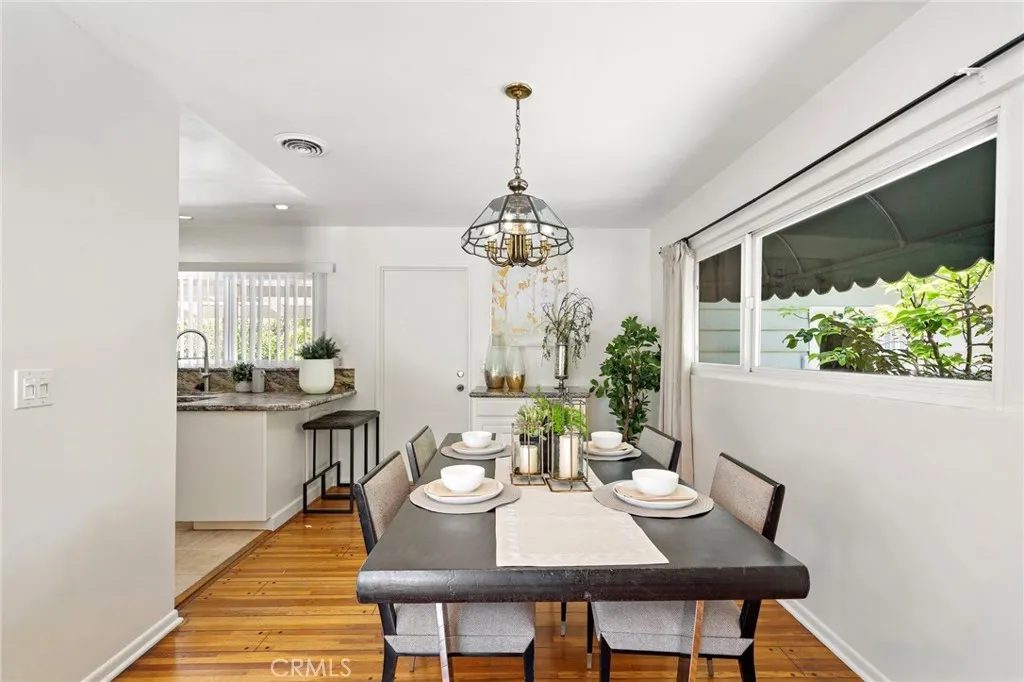 Nhà bán 4 phòng ngủ tại Garden Grove, CA - $1,069,000 - ảnh 4