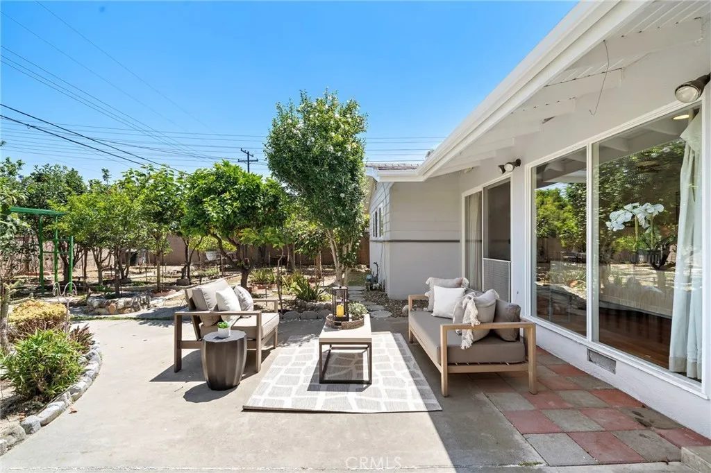 Nhà bán 4 phòng ngủ tại Garden Grove, CA - $1,069,000 - ảnh 12