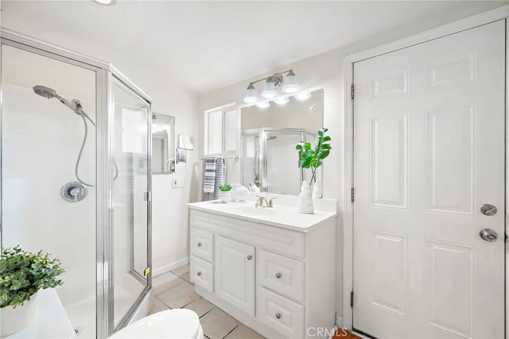 Nhà bán 4 phòng ngủ tại Garden Grove, CA - $1,069,000 - ảnh 8
