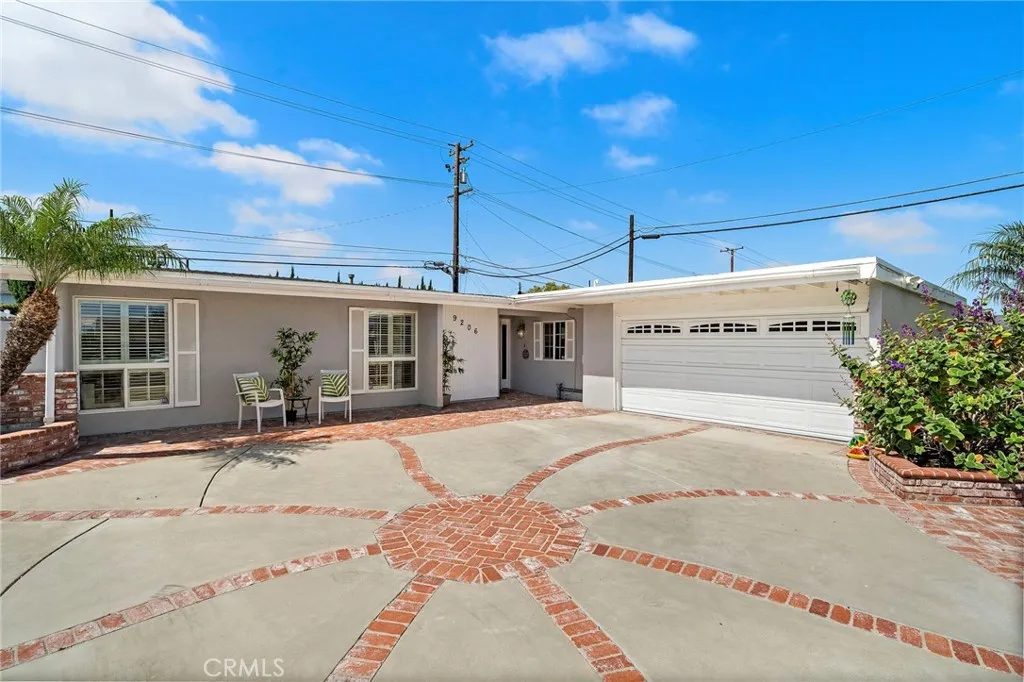 Nhà bán 4 phòng ngủ tại Fountain Valley, CA - $1,449,000 - ảnh 3