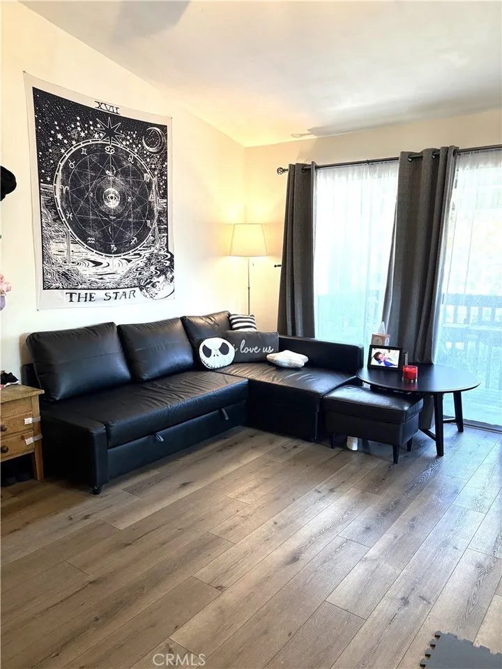 Nhà bán 1 phòng ngủ tại Lake Forest, CA - $420,000 - ảnh 3
