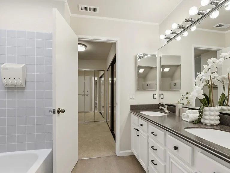 Nhà bán 2 phòng ngủ tại San Jose, CA - $987,000 - ảnh 9