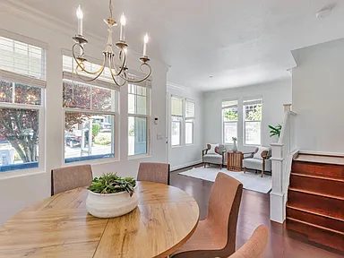 Nhà bán 4 phòng ngủ tại Gilroy, CA - $949,888 - ảnh 3