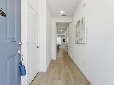 Nhà bán 4 phòng ngủ tại Gilroy, CA - $1,074,000 - ảnh 10
