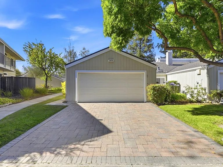 Nhà bán 2 phòng ngủ tại Cupertino, CA - $1,499,000