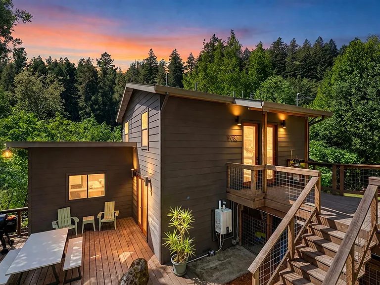 Nhà bán 2 phòng ngủ tại Los Gatos, CA - $1,098,000