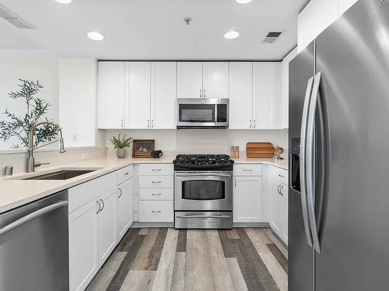 Nhà bán 2 phòng ngủ tại Santa Clara, CA - $649,900 - ảnh 4