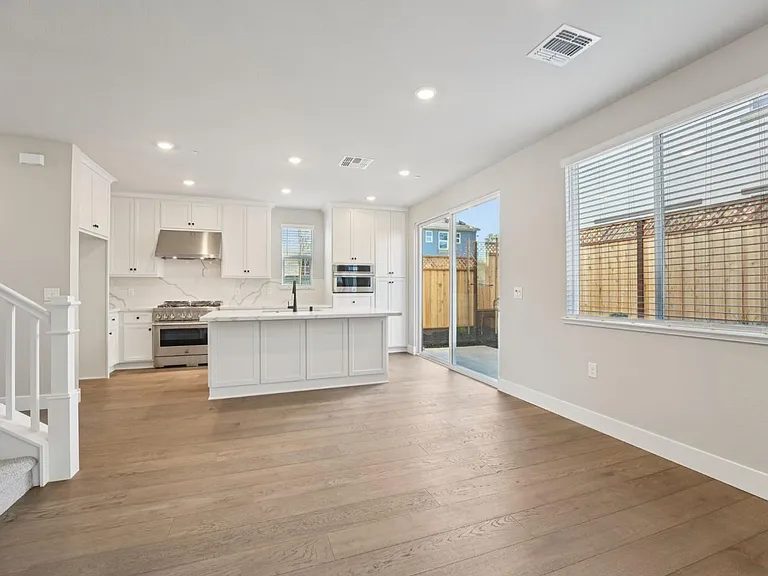 Nhà bán 4 phòng ngủ tại Walnut Creek, CA - $1,550,000 - ảnh 3