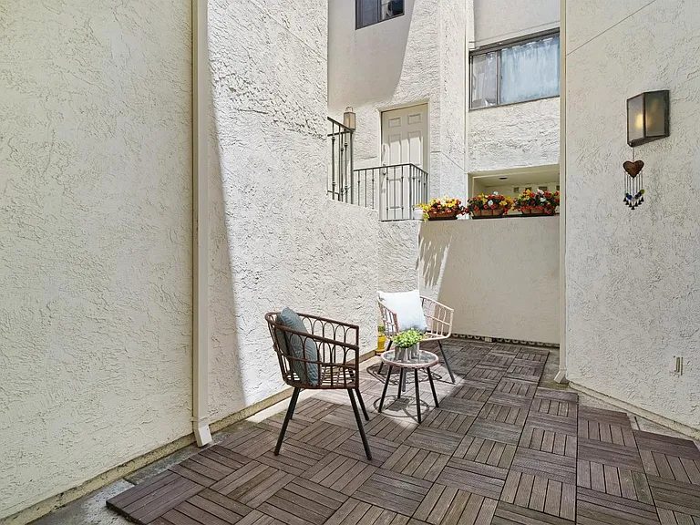 Nhà bán 2 phòng ngủ tại Fremont, CA - $749,000 - ảnh 8