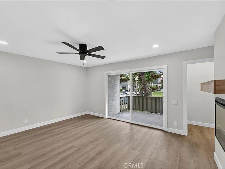 Nhà bán 1 phòng ngủ tại Santa Ana, CA - $434,000 - ảnh 4