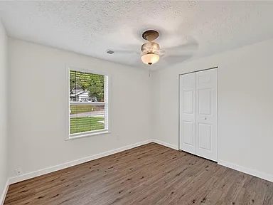 Nhà bán 3 phòng ngủ tại Roswell, GA - $435,000 - ảnh 4