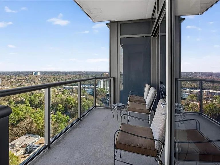Nhà bán 1 phòng ngủ tại Atlanta, GA - $759,850 - ảnh 2