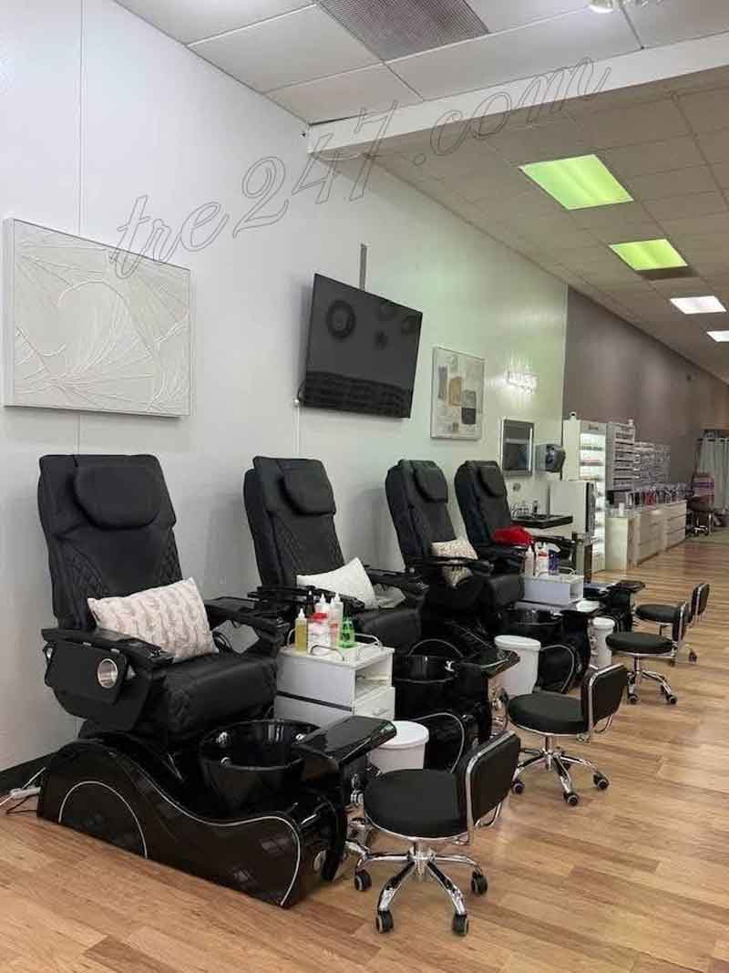 Sang Tiệm Nails Appleton, Wisconsin - Giá Sang Tốt - ảnh 2