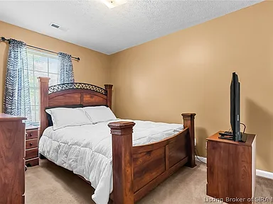 $244,000- Nhà bán 3 phòng ngủ Jeffersonville, IN - ảnh 5